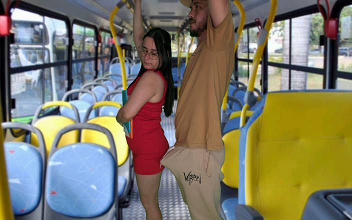 Kasallpimenta: Murid nakal ini dientot habis-habisan di dalam bus!