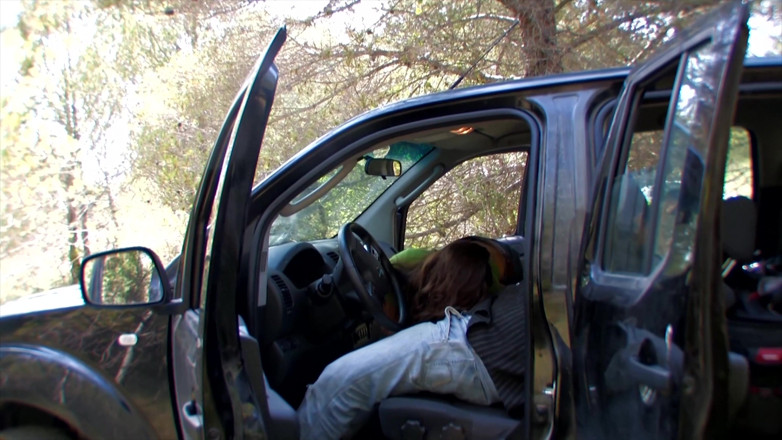 Hot Pornstars: Hot Latina babe gets fucked in a pick up truck