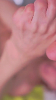 Redhead Sluty Girl Squirt in Own Mouth