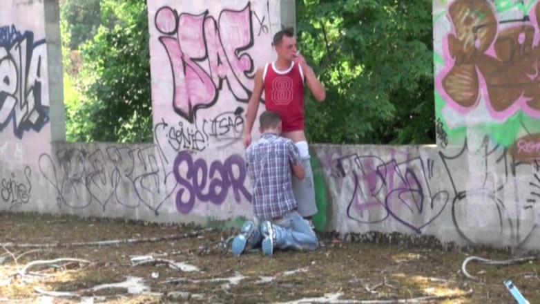 Raw French Bad boys: Nick fucked by Anthony in exhib outdoor place