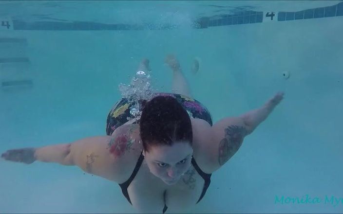 BBW Pleasures: 超级肥胖的身体游泳（水下视图）