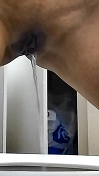 Pee Series Vol 5 - 3 Clips in One