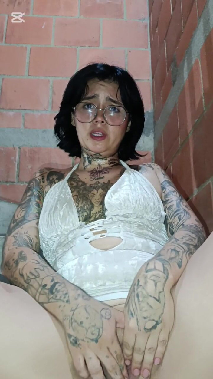 Dalyla: Latina Walking in Heels, Provoking Masturbates on the Stairs