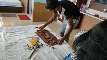 Anjalisingh_sexy: Pelakon menggodanya make up man dan berkongkek keras