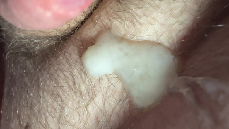Ilovebbws4eva: Masturbation &amp; Cum Shot
