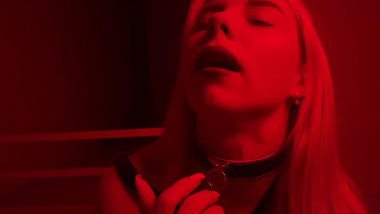 Vik1one: Vik1One'dan BDSM rüyaları