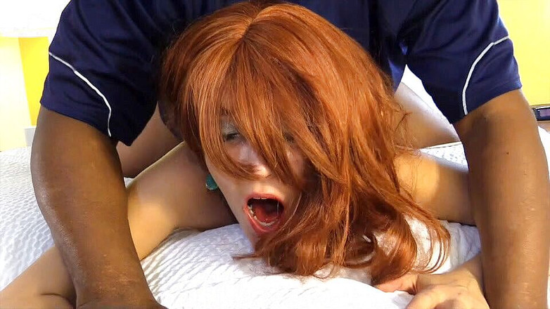 Real Amateur Sluts: Lizzy's bedroom pounding