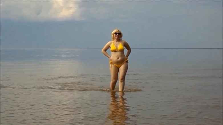 RedRoseRus: Pantai bikini 2