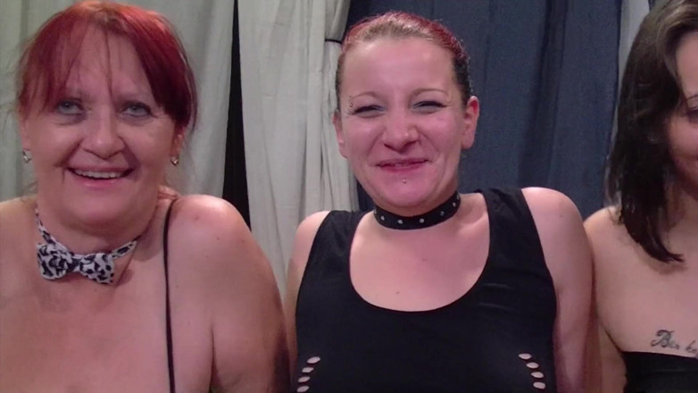 Fickparty: Three hot girls enjoy gangbang