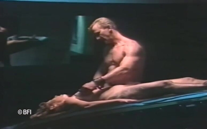 Slave Seks: Bdsm baş aşağı