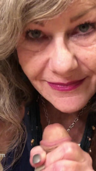 Moaning Granny POV Cocksucking, Cowgirl & Close up Squirting!