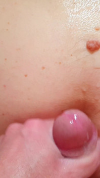 JuicyDream - Pussy play and cum on her ass in the bathtub