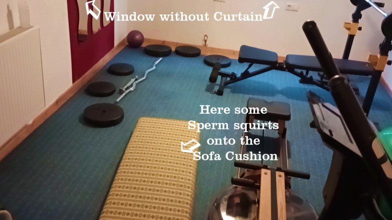 Mark Hannes: 체육관에서 자위하는 험핑