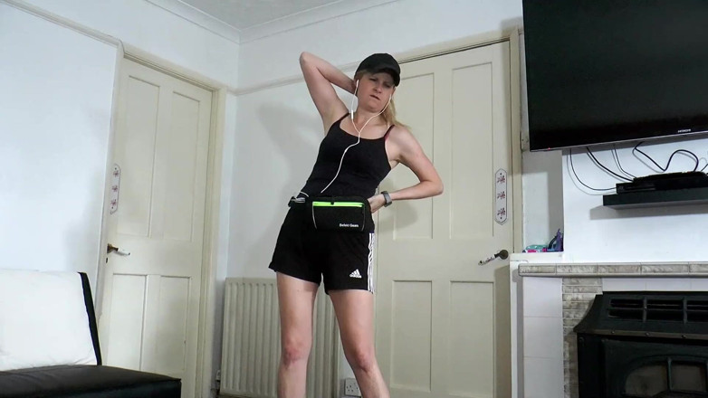 Britishmilf: Stepson Fucks Stepmom's Sweaty Ass