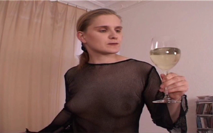 Genuine XXX: Perfektní ochutnávka zrzky chcaní a sperma v ústech od bastarda husbang...