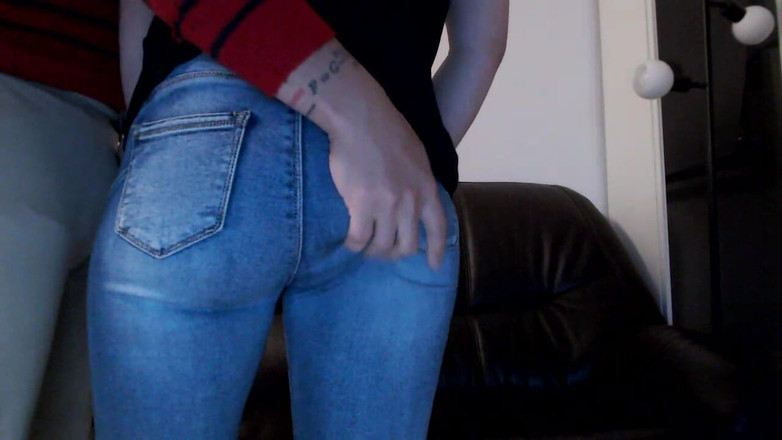 MagicStas: Freundin in blue jeans und schwarzem höschen, masturbation