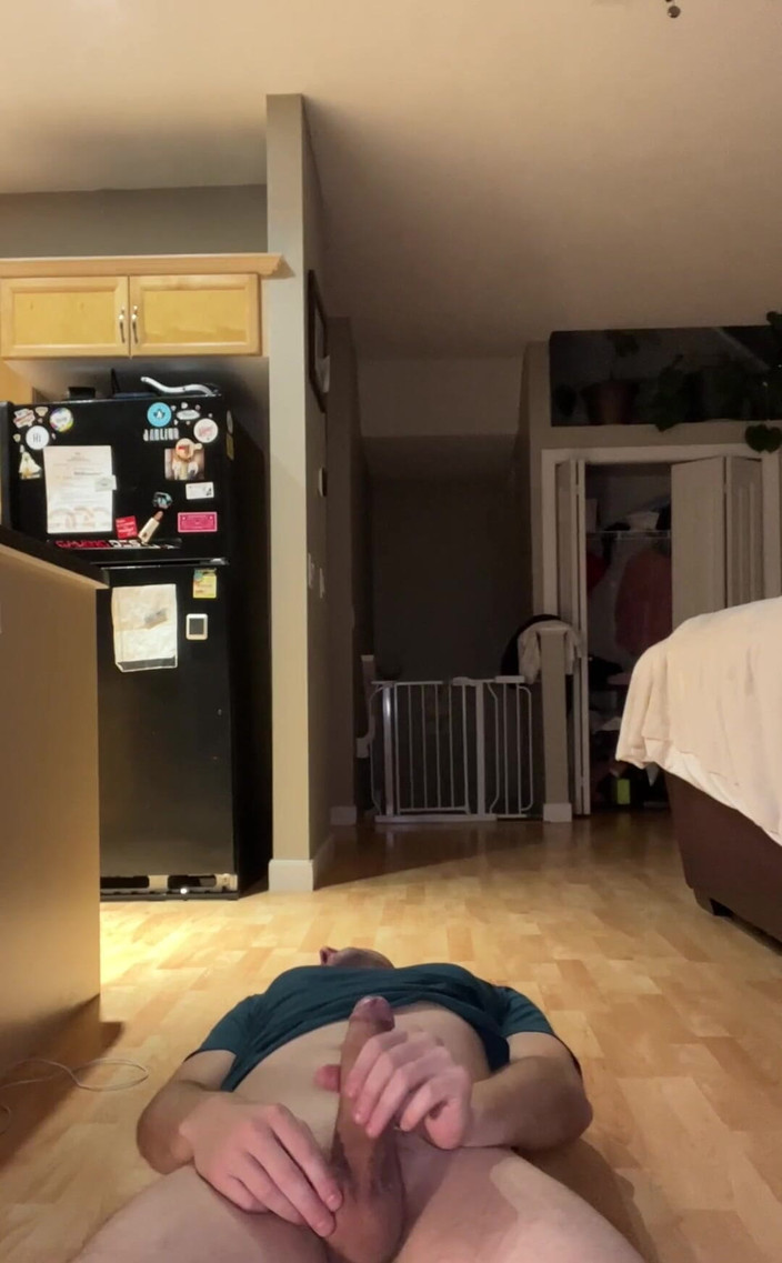 Avril Showers: Alle voeten geen knieën Dit creampie-einde is iets.