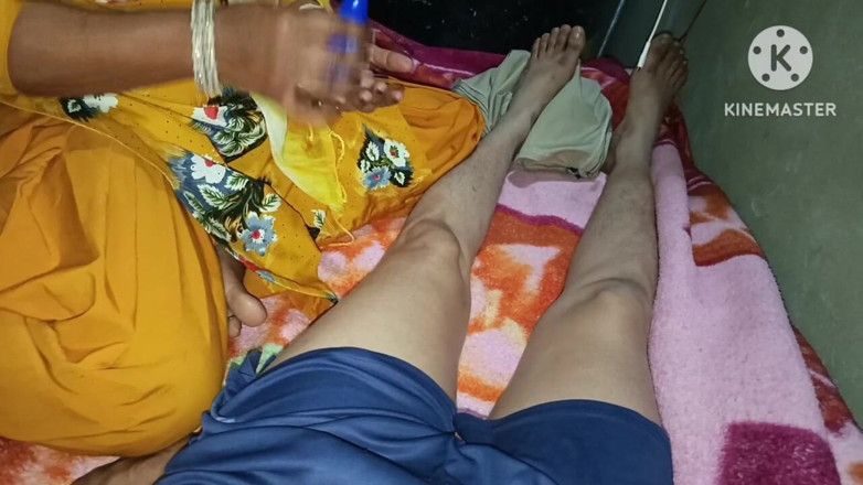 Savita5343: Sasur Ne Bahu Ki Chut Mein Pani Nikal Di