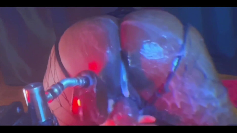 DipsoDeep: Pachetul include compilație de canal + videoclipuri originale cu durata completă