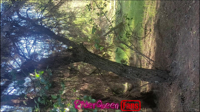 Only Riderqueen BBW Step Mom Latina Alone: Reiterqueen allein, draußen, Videos für meine fans