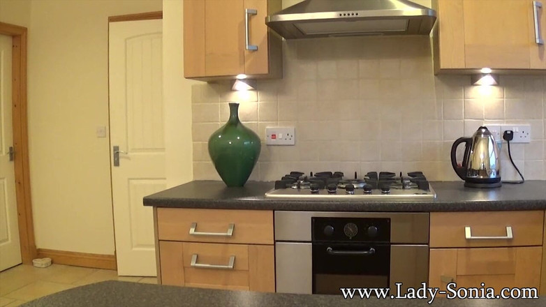 Lady Sonia: Elle home з офісу