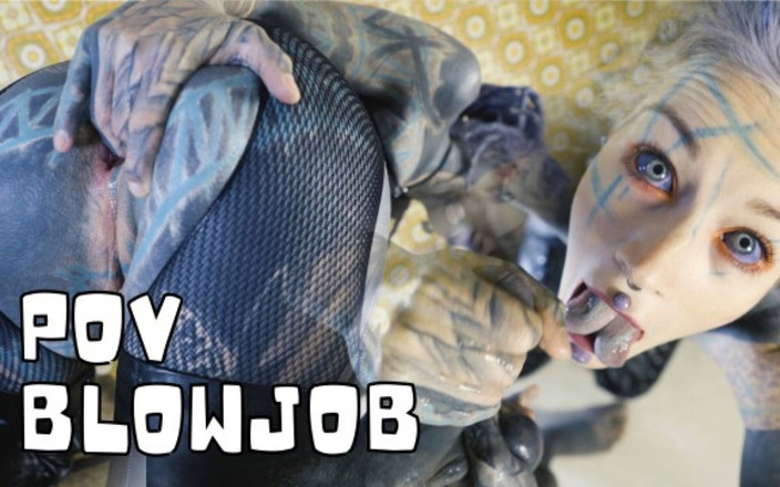 Anuskatzz: Bintang bokep bertato dengan sepatu hak tinggi lagi asik fingering...