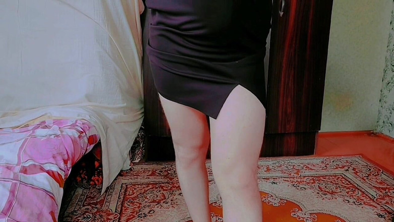 Kitty_Cross: Dari Lubuh ke Debauchery: Transformasi Sensual Seorang Gadis