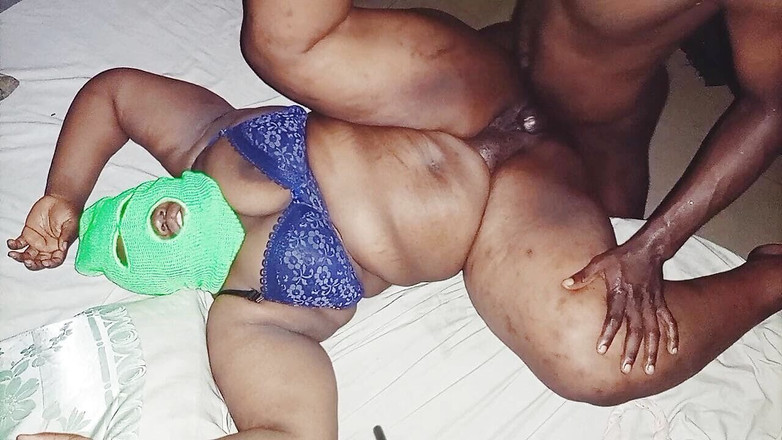 Nasty queen: Глибоке проникнення від одного і єдиного великого чорного члена