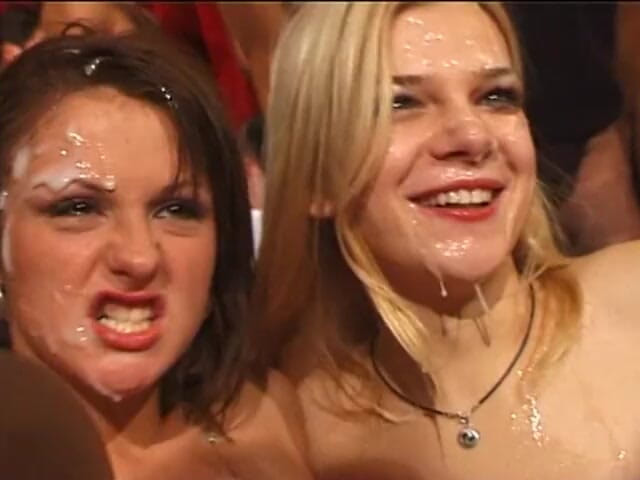 King Of Amateur: Italian Sperma Party at the Hotel