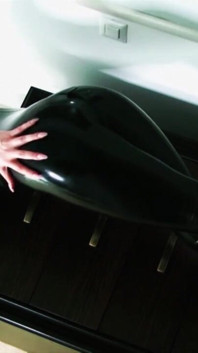 Latex Domina