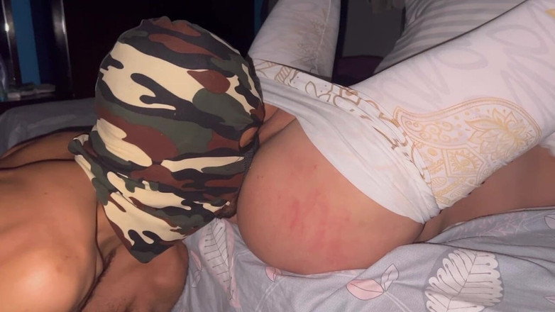 Arab gay sex: Quente árabe lambendo o cu