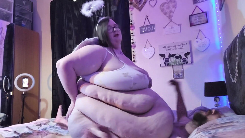 SSBBW Hunter: 자지 타락한 천사 Ssbbw 여자 브래드를 타고