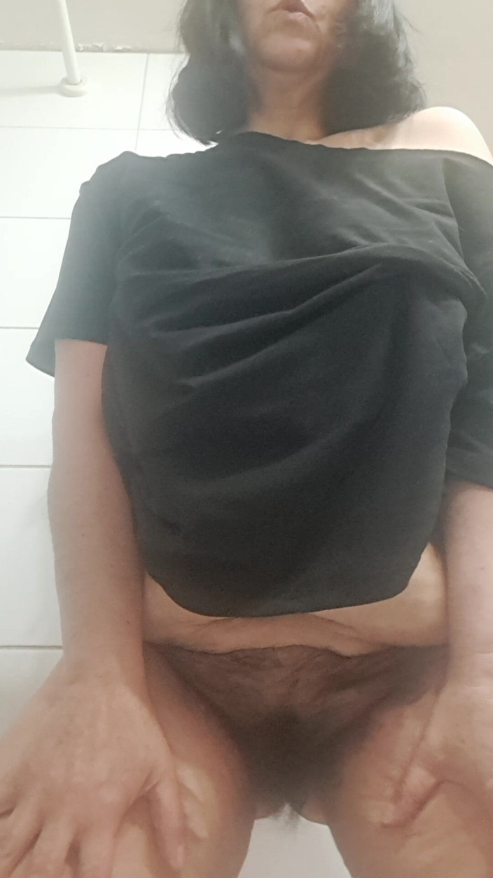 Mommy big hairy pussy: Esposa, Seduce Por Cámara a Su Amante Joven