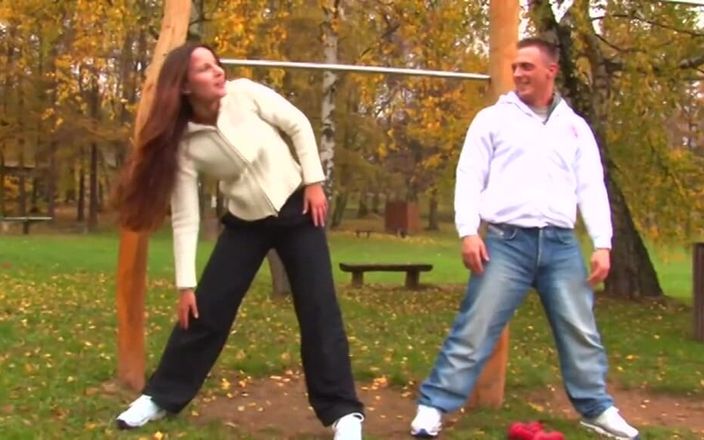 123XXX - Fucked Amateurs in Germany!: काले बाल वाली जर्मन कमसिन कहीं भी चुदाई कर सकती है