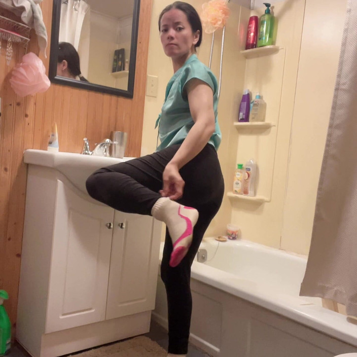 sweethanajapanese: Hana Clean Her Face Then Nake in the End
