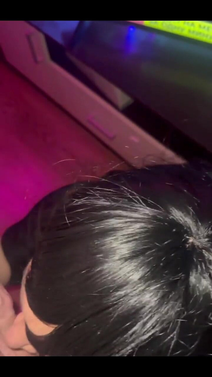 KarmenMilf: Heiße Begegnung Mit Einem Kleinen Jungen, Heißer Blowjob Und Orgasmus...