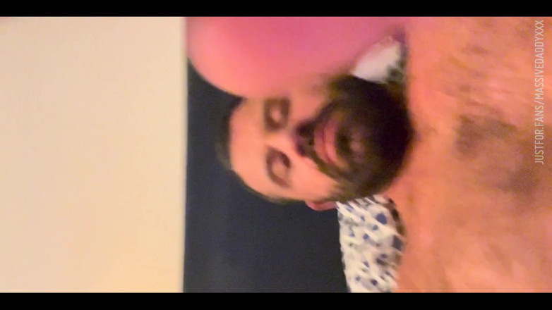 Massive daddy xxx: Talking Dirty to a Client!