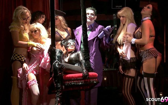 Full porn collection: Batman Porn Parody Gangbang Group Sex Party with Catwoman