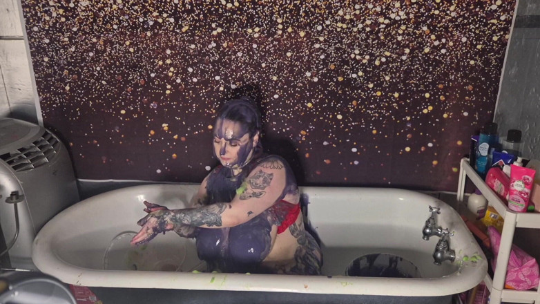 Bambi_beauty1: Cream và gunge vui vẻ!