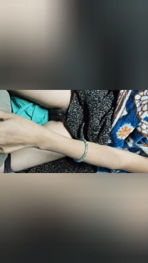 Riya_Khan: Мила індійська дівчина дезі жорстко трахається і смокче член з повними стогонами