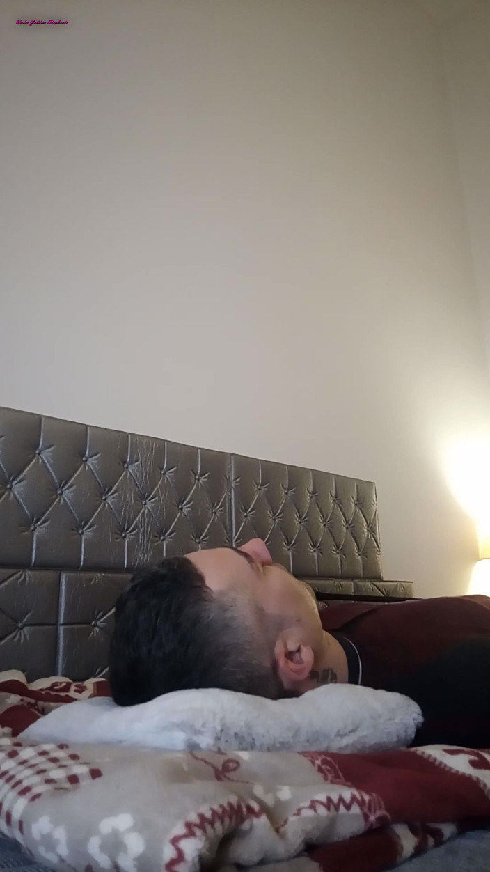 goddess82: 私のお尻の下に酸素なしでどれくらい長く耐えるか見てみましょう - パート 2