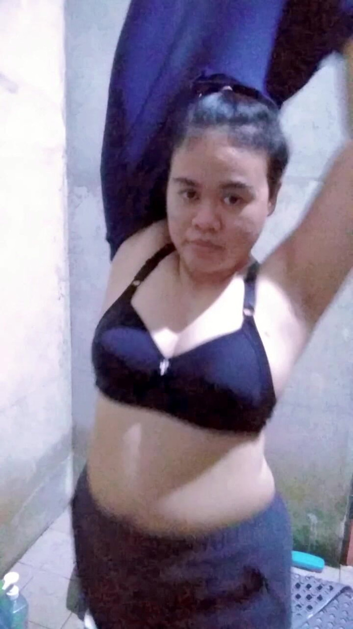 CumOnMeth: Have Shower Together with Khaira Asian Teen