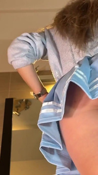 Super Sexy Skinny Petite Blonde College Girl Flashes Her Meaty Wet Pussy Under Her Short Skirt