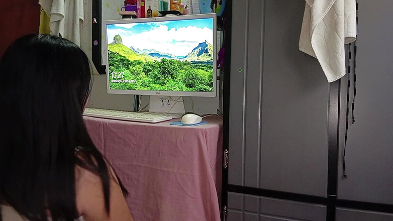 Artemisa74: POV - 나는 훌륭한 오럴로 룸메이트를 깨워, 아침 섹스보다 더 좋은 것은 없다