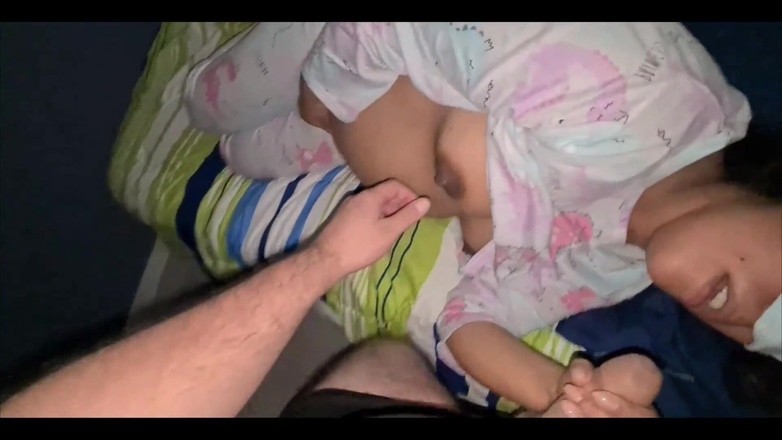 Anny Kitty: Meine schwangere alleinerziehende stiefschwester ist so geil und lass mich...