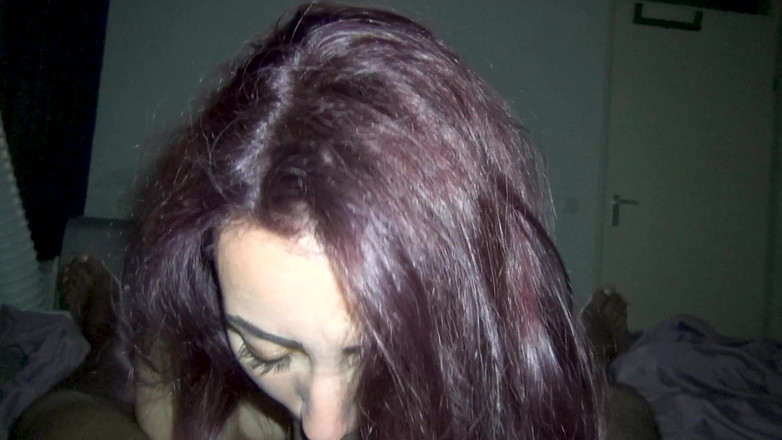 Petite Asian hefburg: Elev obraznic suge pula mare și neagră goală