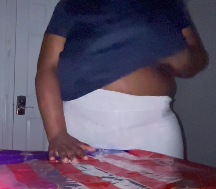 Anye Meshell: Humping 4 lipca!