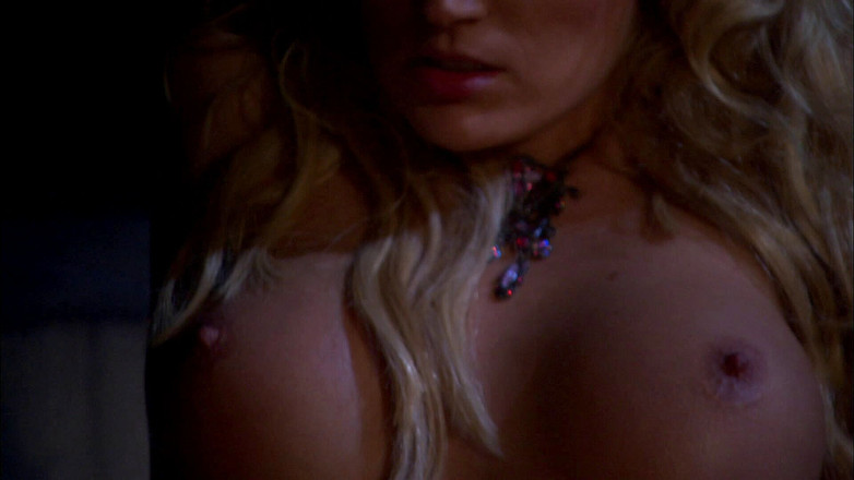 CBD Media: Vreemdgaande vrouw en getrouwde man neuken elkaar midden in de...