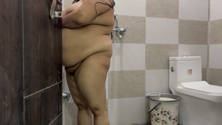 Catchybusty: دش الحمام 0.1