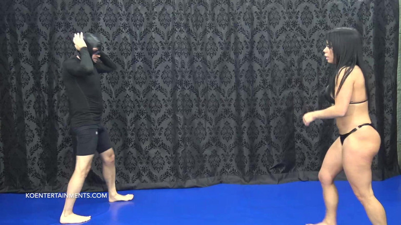 KO Entertainment: 梅根·菲奥雷大战黑人抓斗者